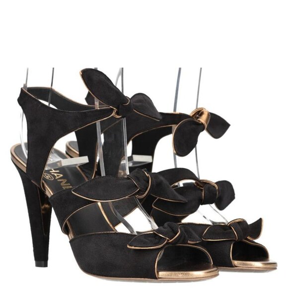 NWOT CHANEL Black Bow Cross Strap CC Logo Block Heel Sandals Size EU 38.5 - Picture 3 of 15